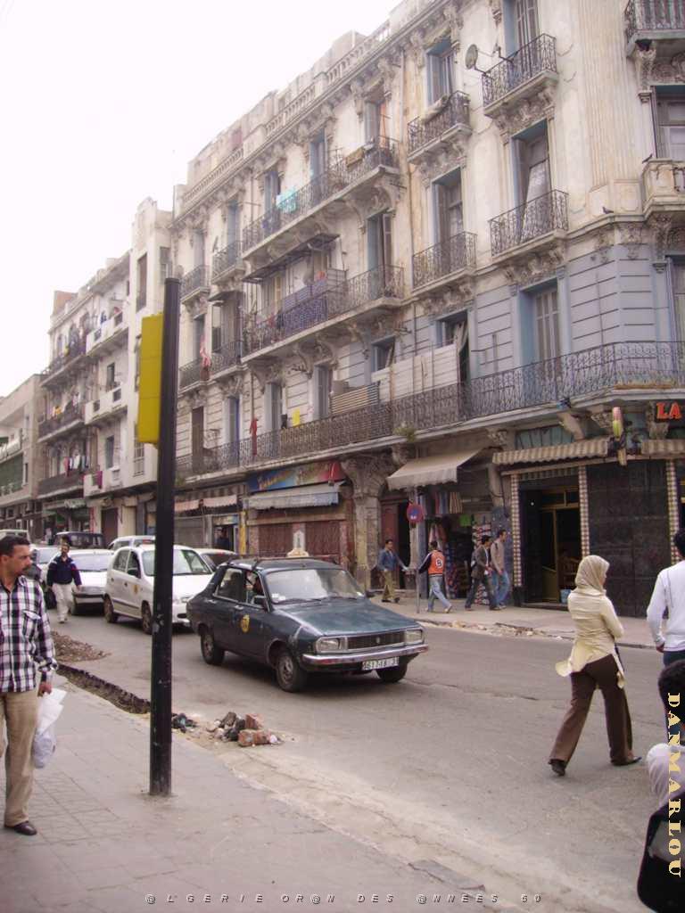 ORAN COIN DE LA RUE DUTERTRE EX RESTAURANT TABOURET.JPG